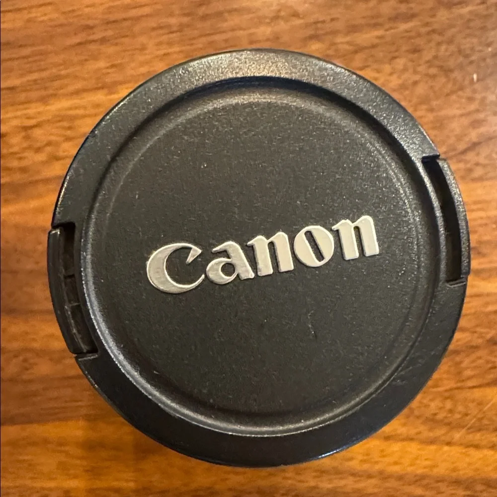 Canon EOS DSLR 20D w/18-55 lens kit Digital Camera